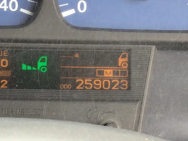 ＵＤ クオン QKG-CD5ZL(6x2)の写真24