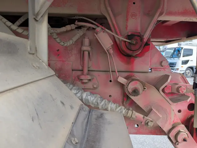 三菱 スーパーグレート QKG-FV60VX(6x4)の写真8