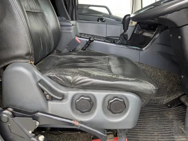 三菱 スーパーグレート QKG-FV60VX(6x4)の写真41