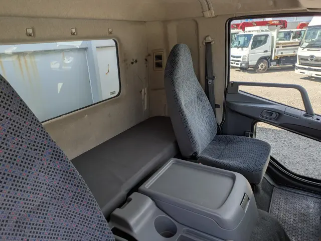 三菱 ファイター PDG-FK61F(2WD)の写真38