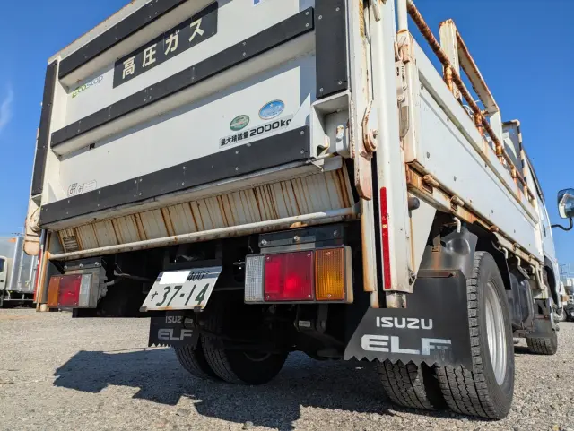 いすゞ エルフ TRG-NJR85A(2WD)の写真9