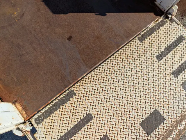 いすゞ エルフ TRG-NJR85A(2WD)の写真13