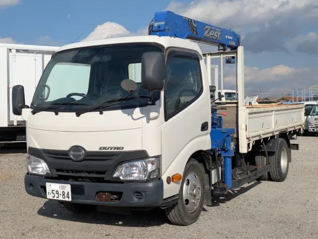 日野 デュトロ TPG-XZU650M(2WD)の写真1