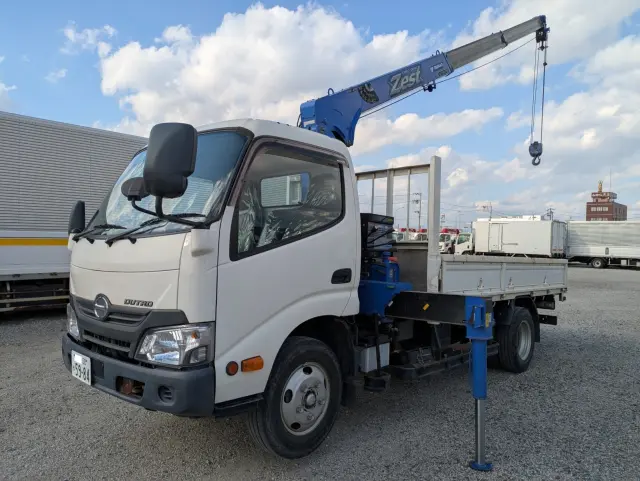 日野 デュトロ TPG-XZU650M(2WD)の写真19