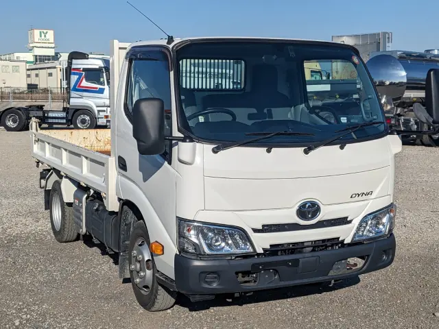トヨタ ダイナ 2RG-XZC600D(2WD)の写真3