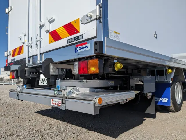 三菱 ファイター 2KG-FK65F(2WD)の写真7