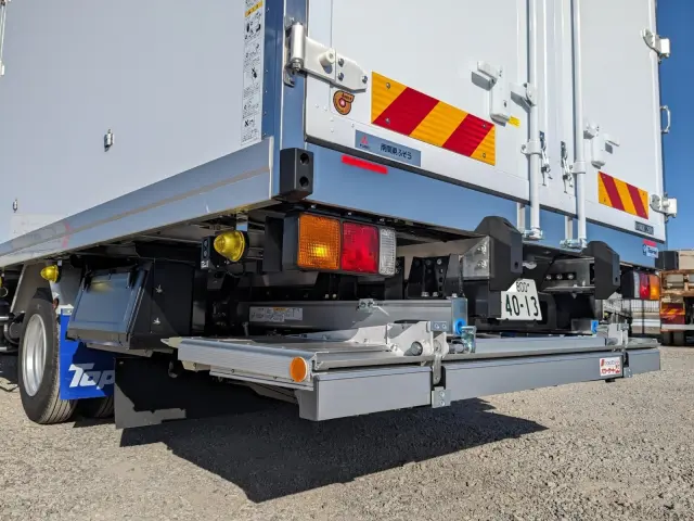 三菱 ファイター 2KG-FK65F(2WD)の写真8