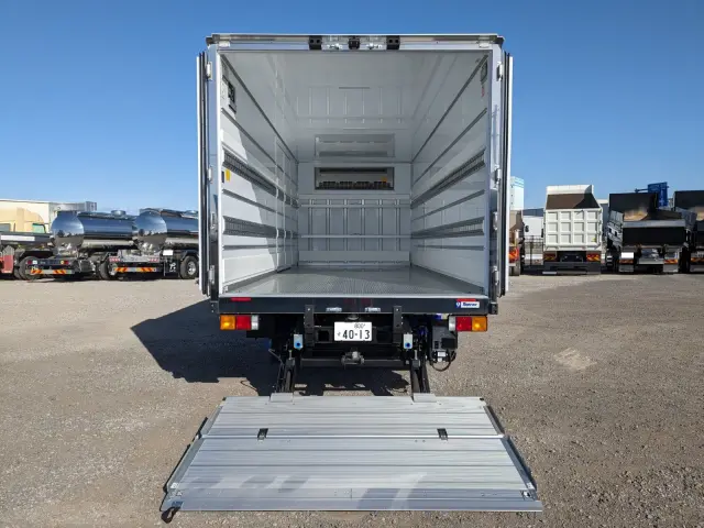 三菱 ファイター 2KG-FK65F(2WD)の写真9