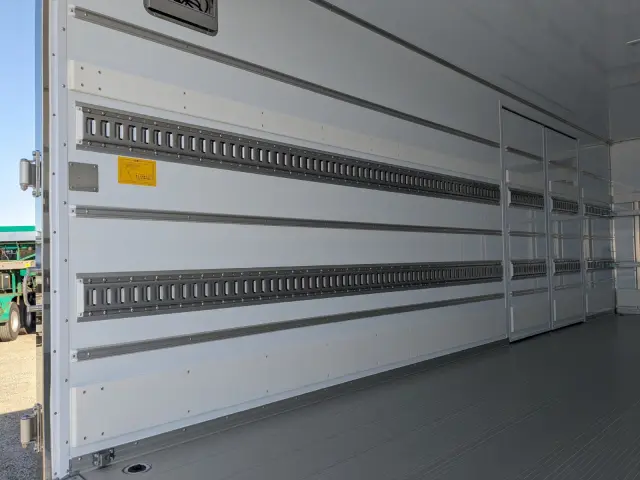 三菱 ファイター 2KG-FK65F(2WD)の写真21