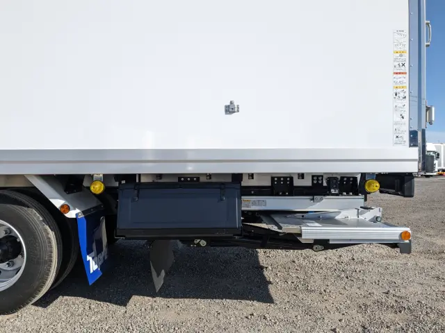 三菱 ファイター 2KG-FK65F(2WD)の写真24