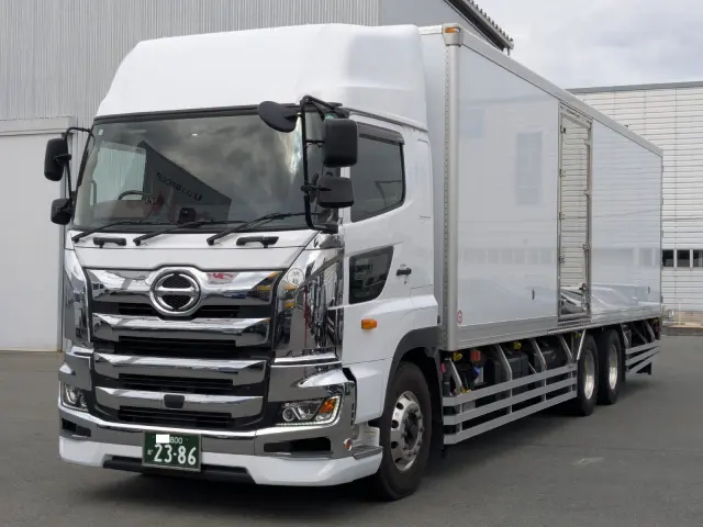 日野 プロフィア 2DG-FR1AHB(6x2)の写真1