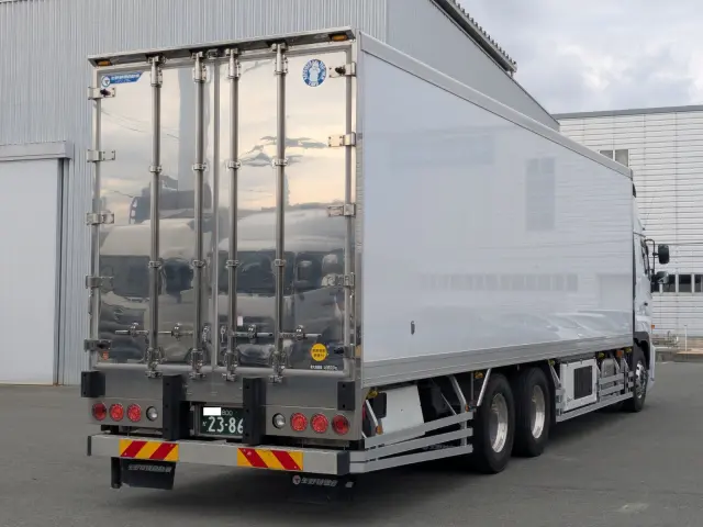 日野 プロフィア 2DG-FR1AHB(6x2)の写真5