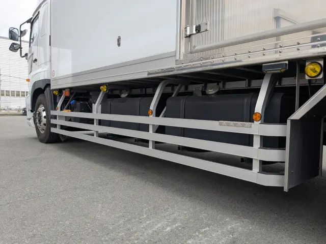 日野 プロフィア 2DG-FR1AHB(6x2)の写真14