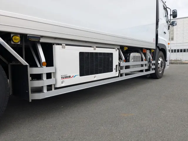 日野 プロフィア 2DG-FR1AHB(6x2)の写真19