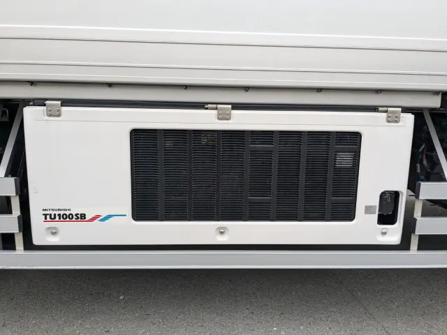 日野 プロフィア 2DG-FR1AHB(6x2)の写真32