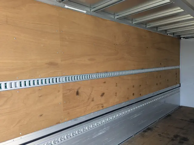 日野 レンジャー 2KG-FD2ABG(2WD)の写真27