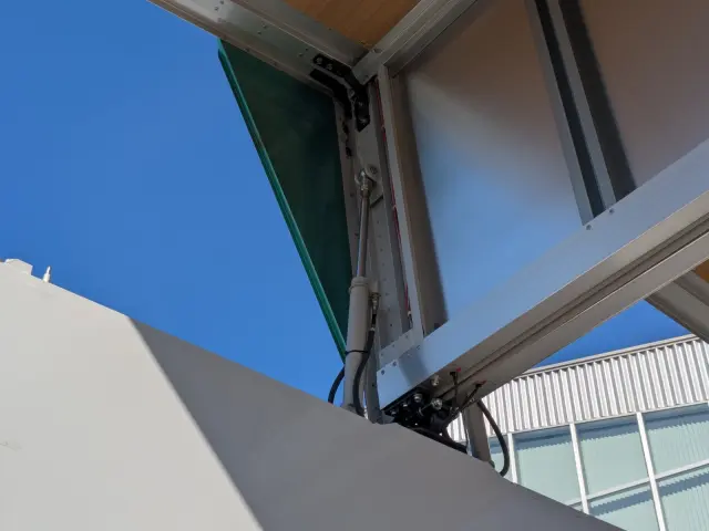 日野 レンジャー 2KG-FD2ABG(2WD)の写真30