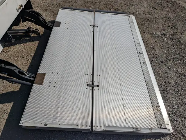 日野 レンジャー 2KG-FD2ABG(2WD)の写真10