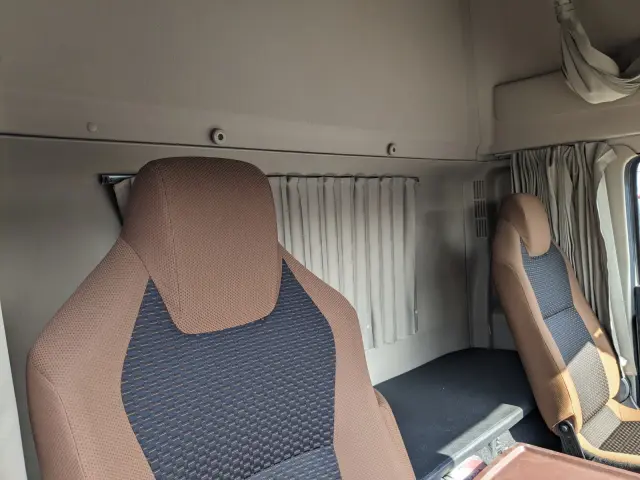 日野 レンジャー 2KG-FD2ABG(2WD)の写真40