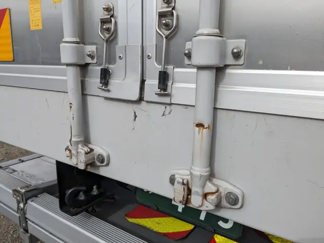 日野 レンジャー 2KG-FD2ABG(2WD)の写真8