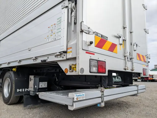 日野 レンジャー 2KG-FD2ABG(2WD)の写真9