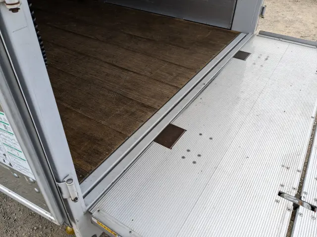 日野 レンジャー 2KG-FD2ABG(2WD)の写真13