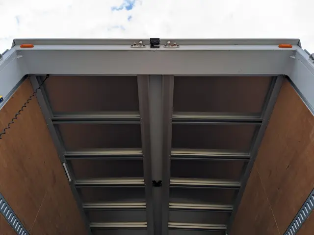 日野 レンジャー 2KG-FD2ABG(2WD)の写真15