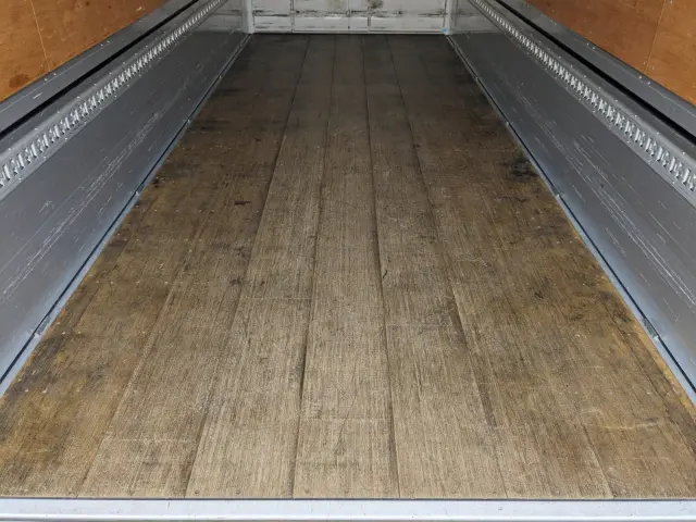 日野 レンジャー 2KG-FD2ABG(2WD)の写真16