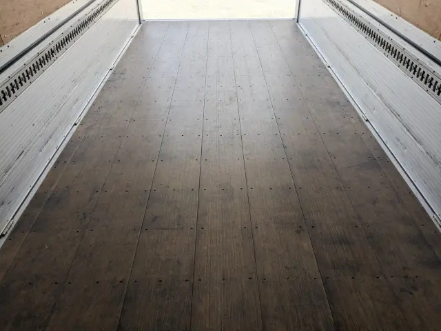 日野 レンジャー 2KG-FD2ABG(2WD)の写真21