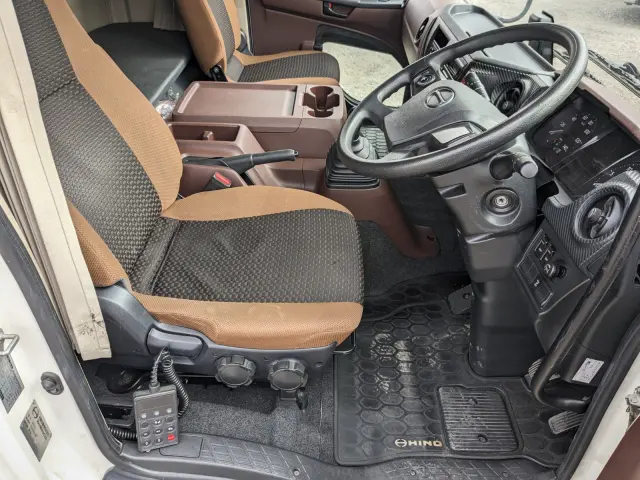 日野 レンジャー 2KG-FD2ABG(2WD)の写真39