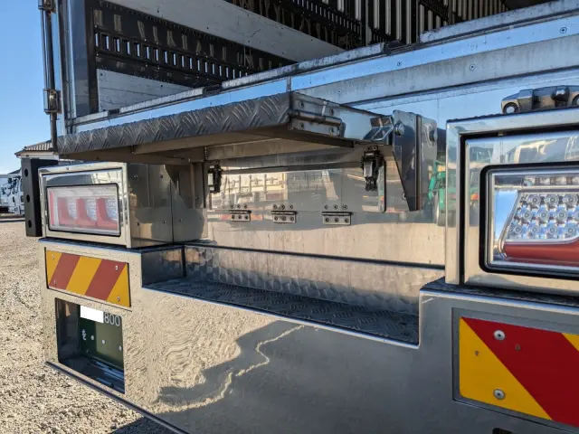 UD クオン 2PG-CW5CA(6x4)の写真11