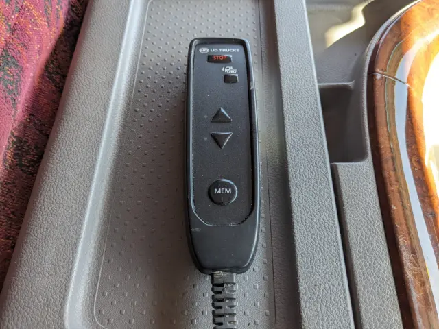 UD クオン 2PG-CW5CA(6x4)の写真41