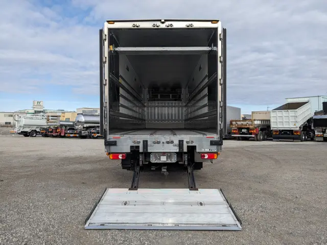 UD クオン 2PG-CD5CE(6x2)の写真10