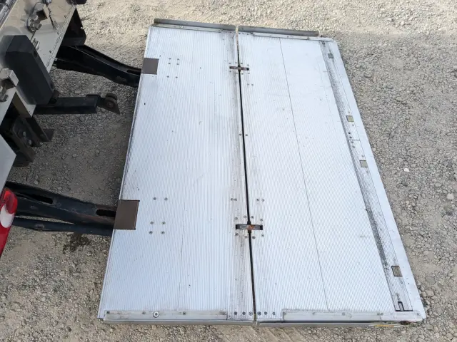 UD クオン 2PG-CD5CE(6x2)の写真11