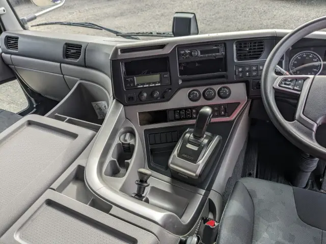 UD クオン 2PG-CD5CE(6x2)の写真42