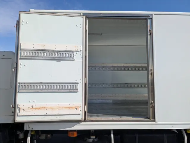 日野 レンジャー 2KG-FD2ABG(2WD)の写真15