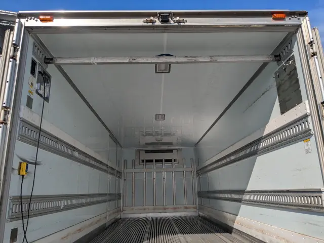 日野 レンジャー 2KG-FD2ABG(2WD)の写真21