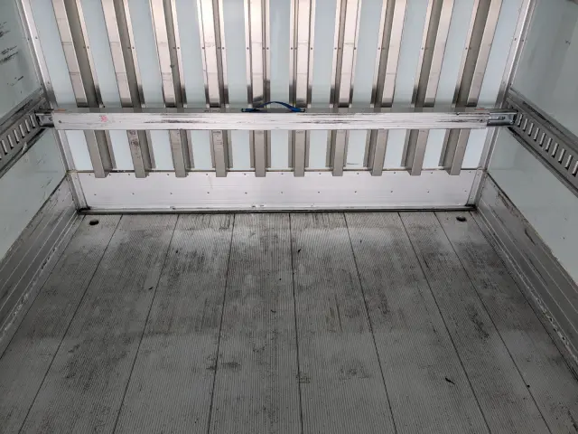 日野 レンジャー 2KG-FC2ABA(2WD)の写真15