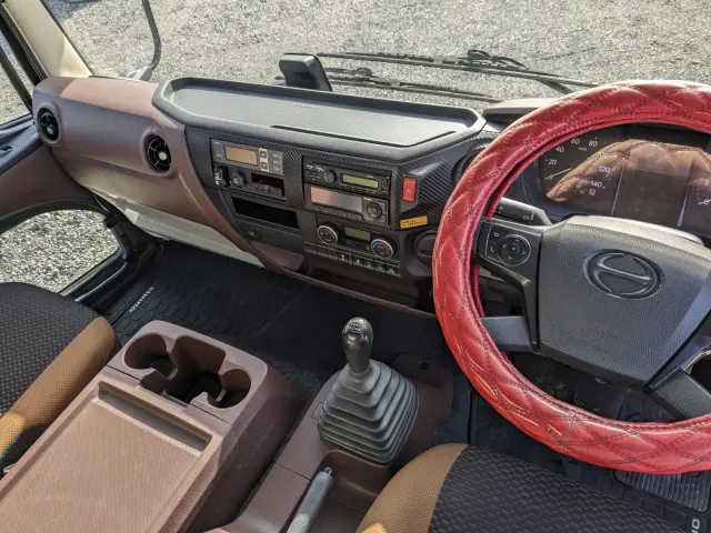 日野 レンジャー 2KG-FC2ABA(2WD)の写真40