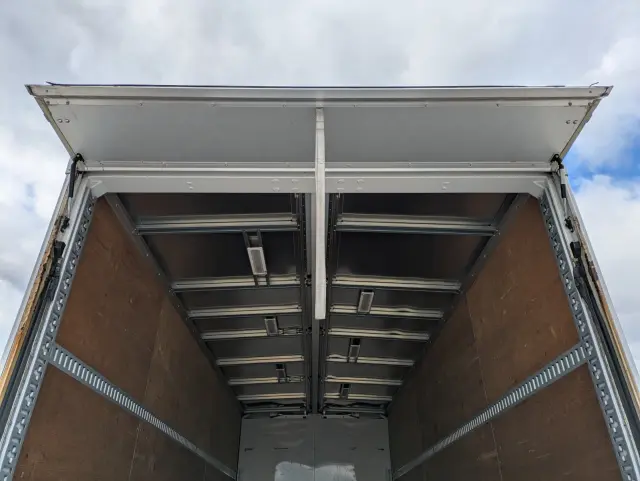 三菱 ファイター 2KG-FK65F(2WD)の写真12