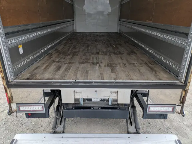 三菱 ファイター 2KG-FK65F(2WD)の写真13