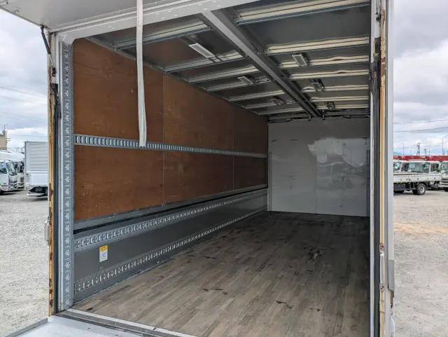 三菱 ファイター 2KG-FK65F(2WD)の写真21