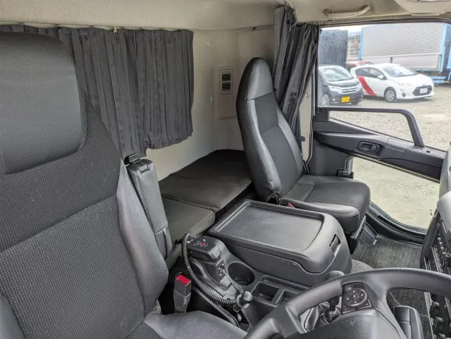 三菱 ファイター 2KG-FK65F(2WD)の写真38