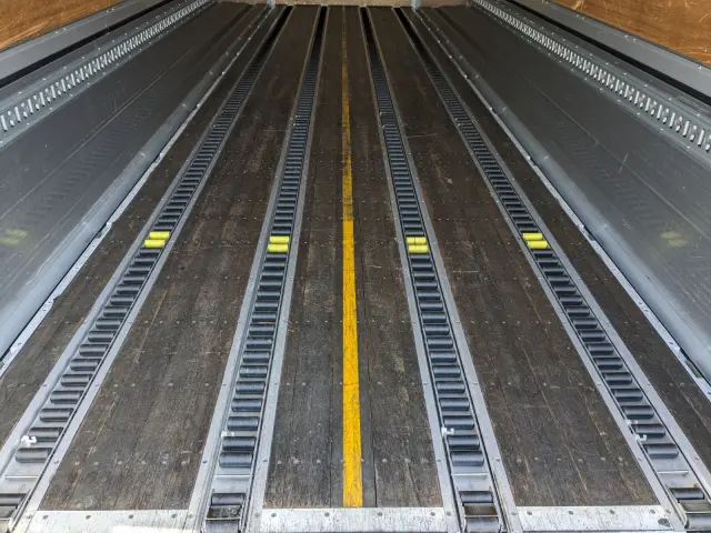 ＵＤ クオン 2PG-CG5CA(8x4)の写真11