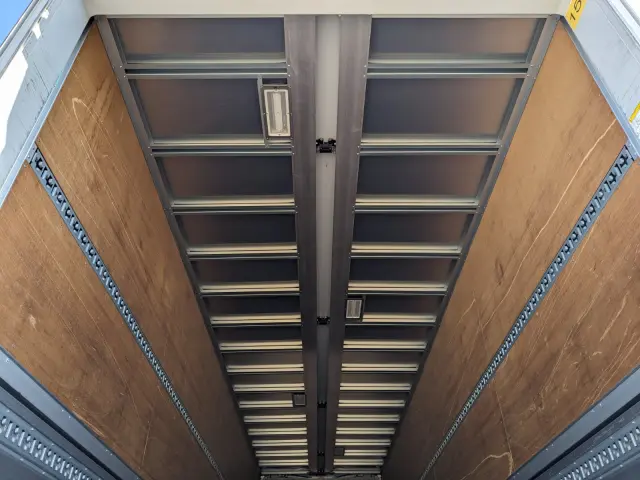 ＵＤ クオン 2PG-CG5CA(8x4)の写真12