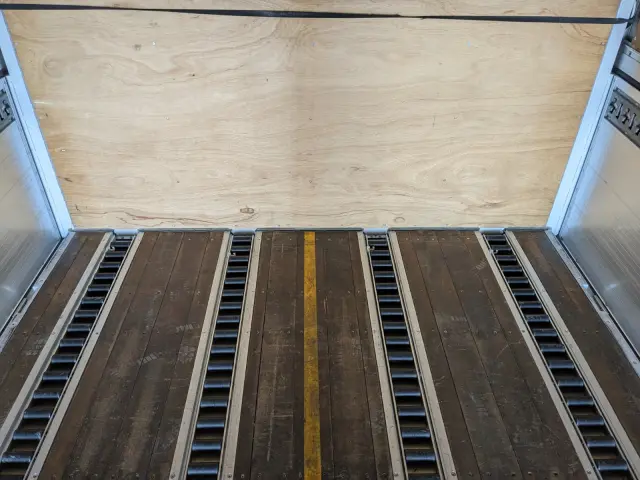 ＵＤ クオン 2PG-CG5CA(8x4)の写真13