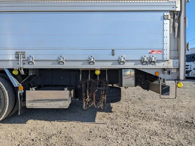 いすゞ ギガ 2PG-CYJ77C(8x4)の写真19