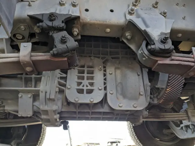 いすゞ ギガ 2PG-CYJ77C(8x4)の写真21