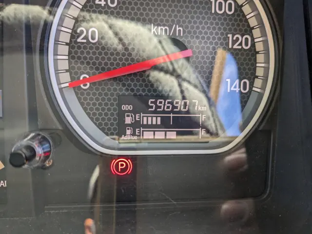 いすゞ ギガ 2PG-CYJ77C(8x4)の写真42