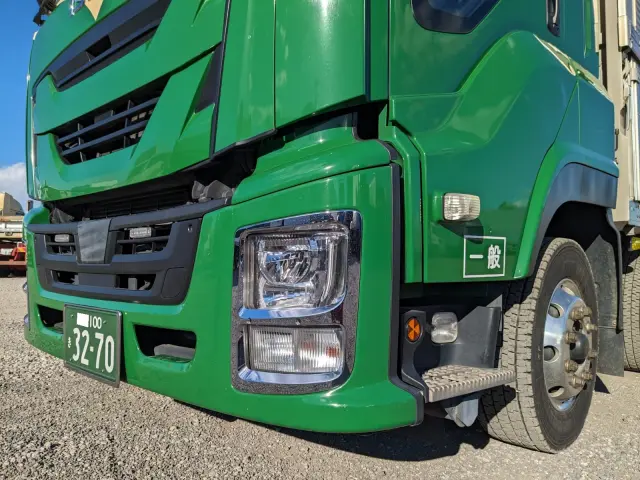 いすゞ ギガ 2PG-CYJ77C(8x4)の写真49